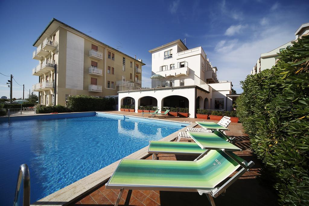 Hotel Villa Sole Resort Bellaria-Igea Marina Exterior foto